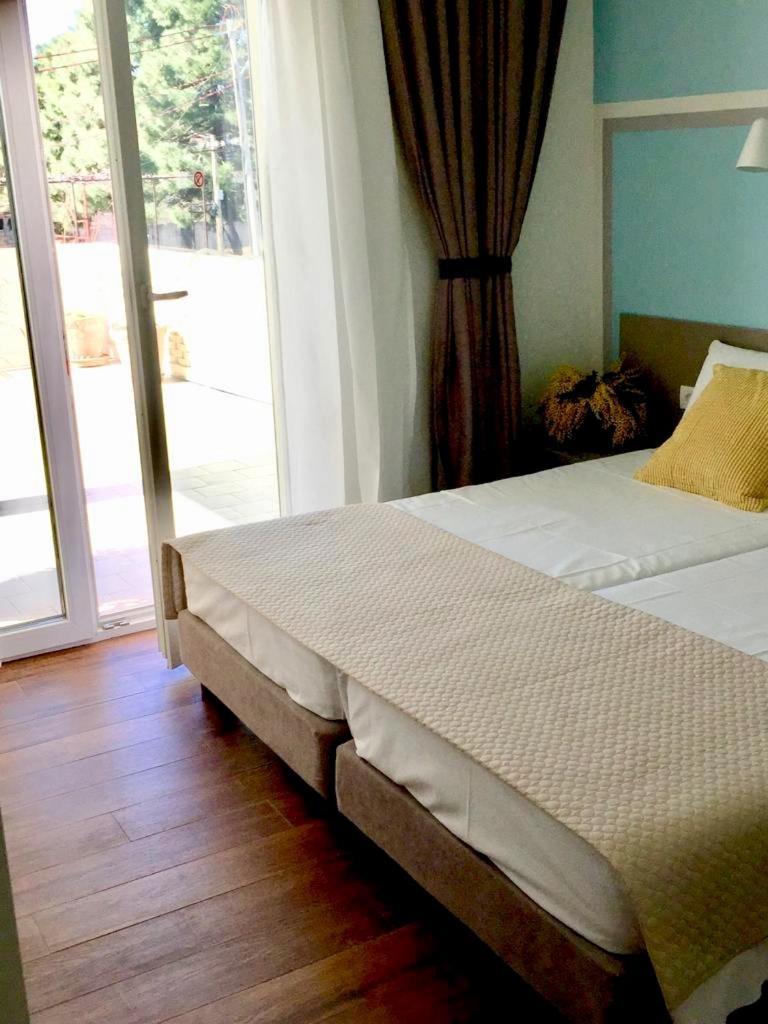 שקודר Amberyellowbnb מראה חיצוני תמונה